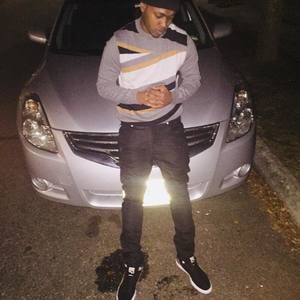 Meet your Posher, Derrell